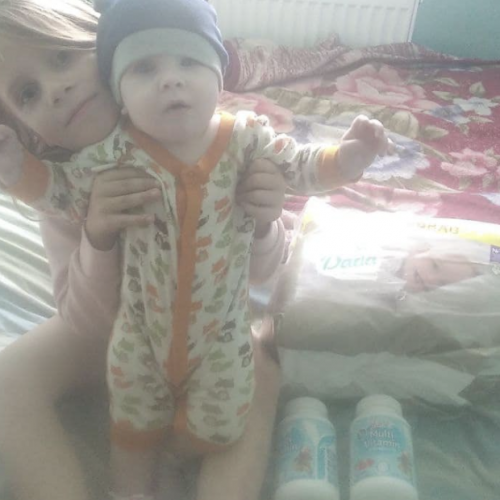 Вітаміни та гігієна для потребуючих родин з дітками Вітаміни та гігієна для потребуючих родин з дітками