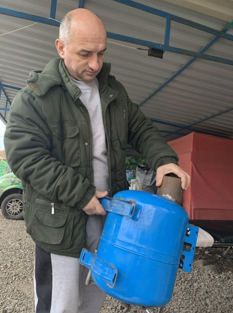 Передали буржуйки для наших військових Передали буржуйки для наших військових