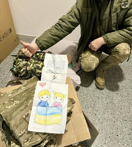 Передали маскувальні сітки Передали маскувальні сітки