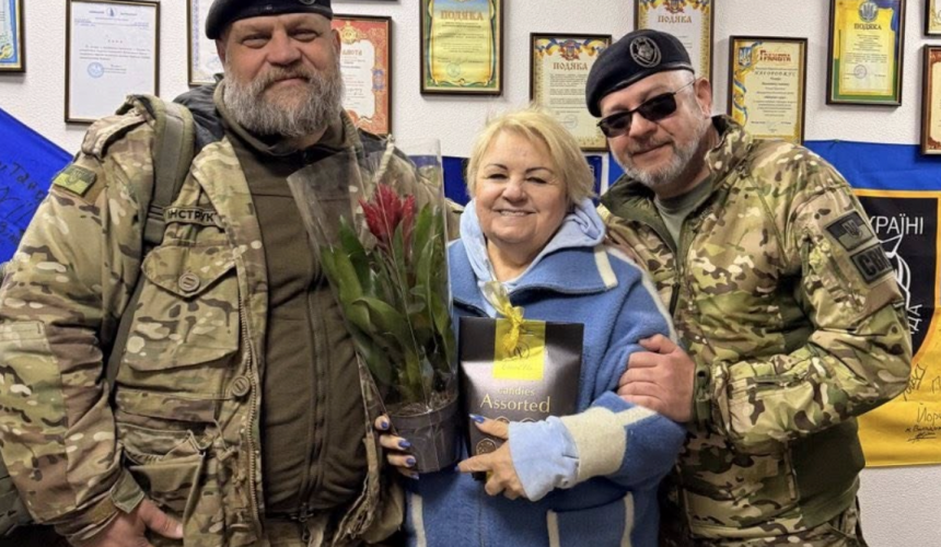 Передали допомогу нашим козакам Передали допомогу нашим козакам